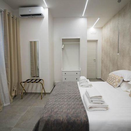Arco Alto Rooms Bari Exteriör bild