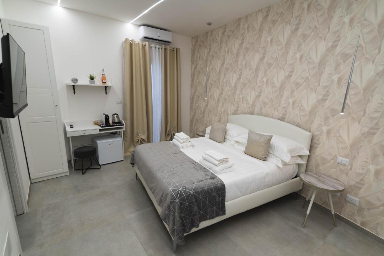 Arco Alto Rooms Bari Exteriör bild