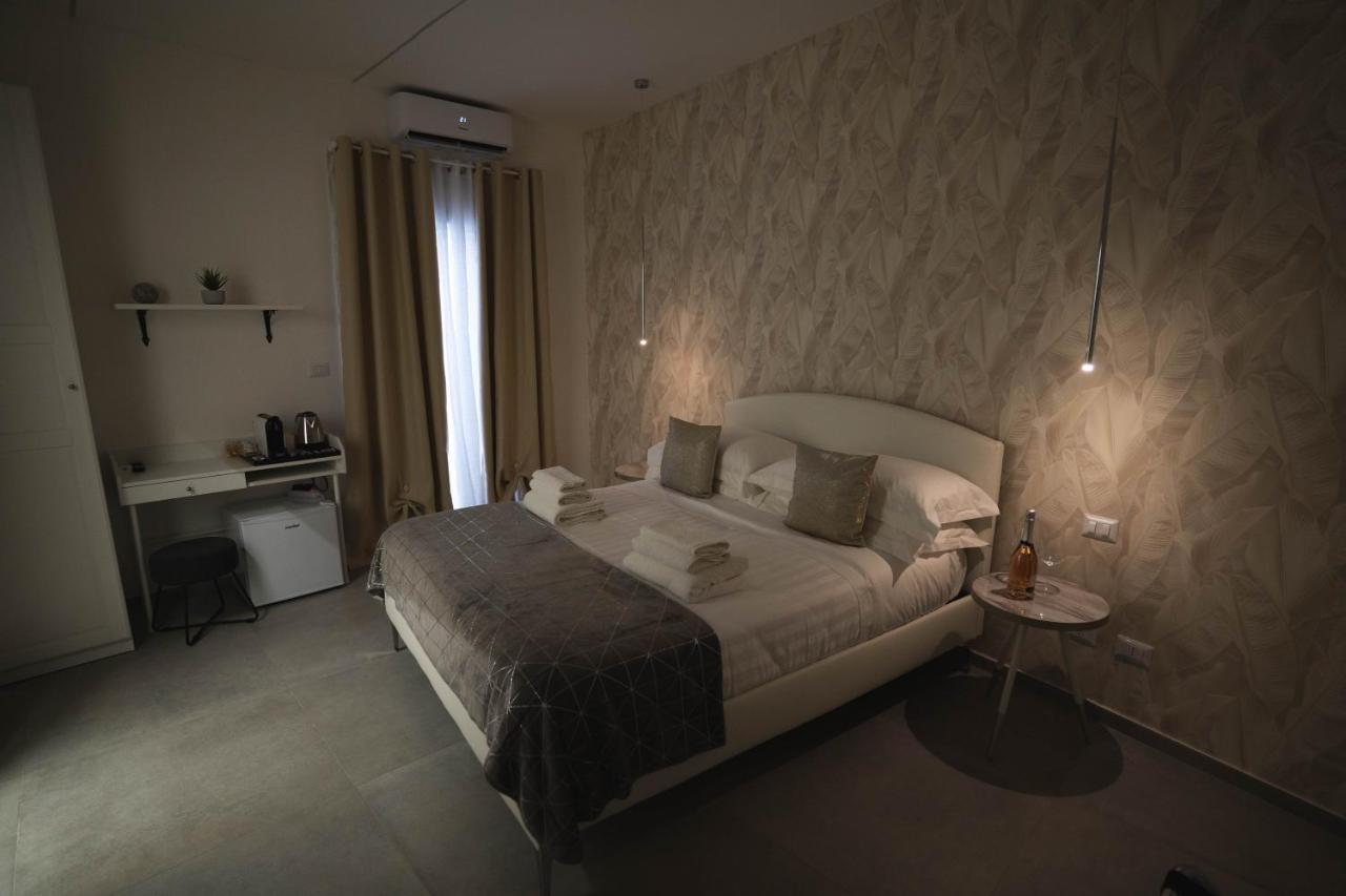 Arco Alto Rooms Bari Exteriör bild