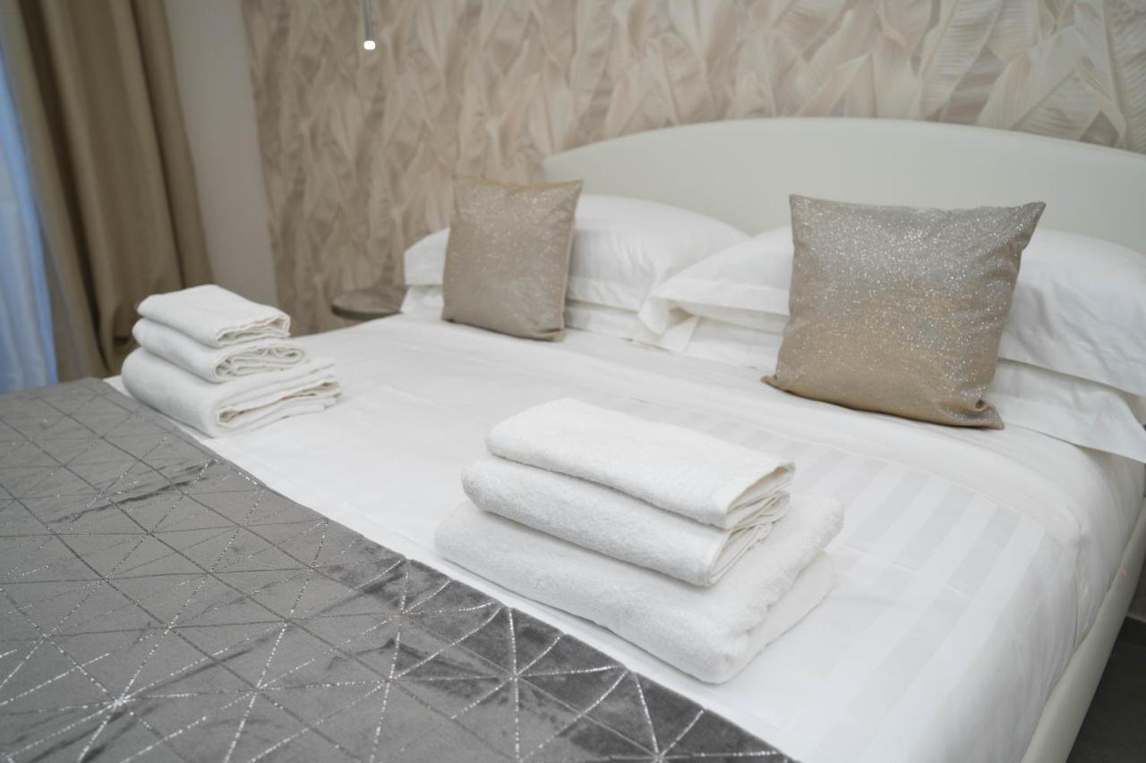 Arco Alto Rooms Bari Exteriör bild