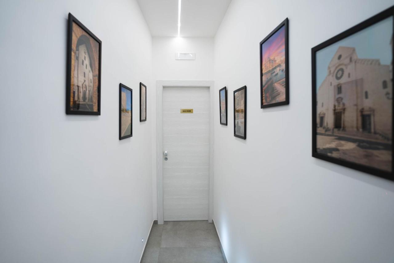 Arco Alto Rooms Bari Exteriör bild